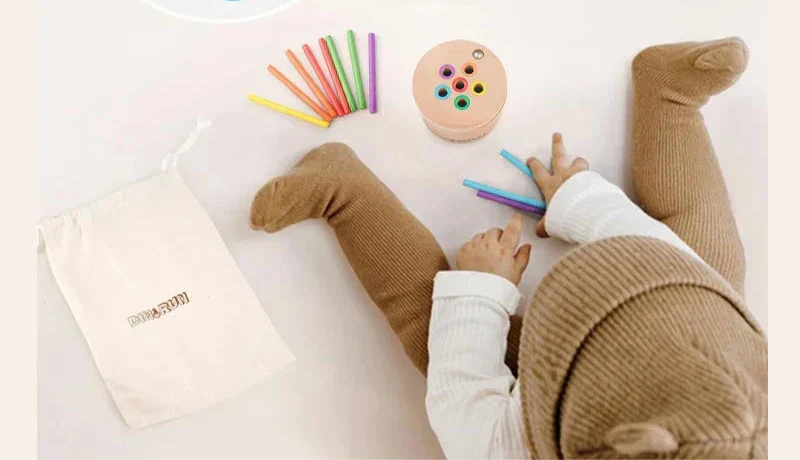 MatchSticks | Färgglad inlärning och balansering - Pedagogiskt träspel